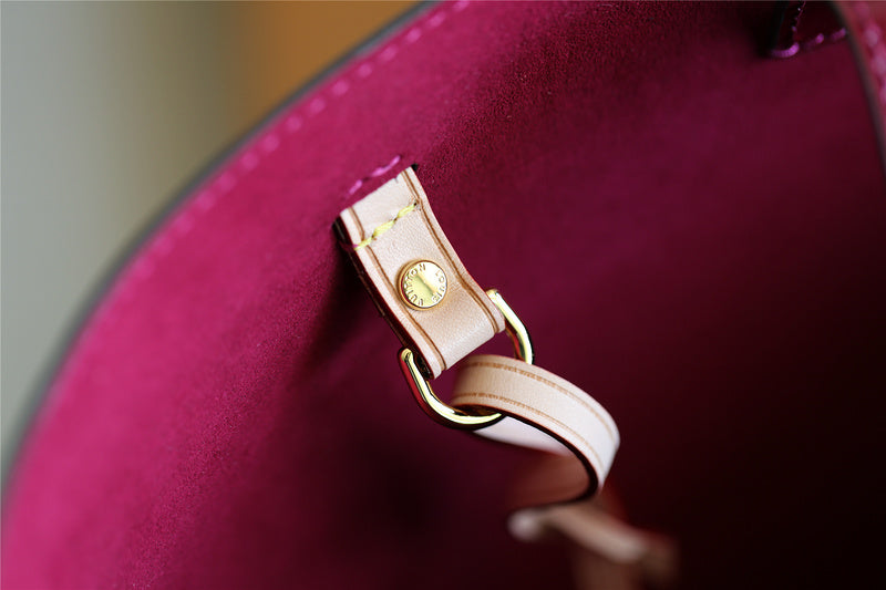 Fan Fashion Lu-Vi bags - 8104