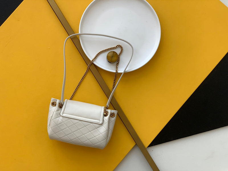Amelia - YSL Bag - 4176
