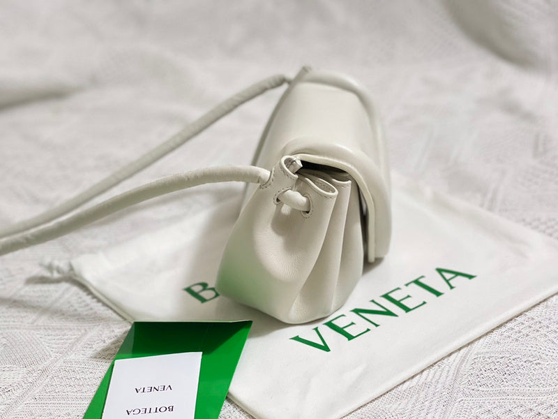 B-VENETA STYLISH HANBAGS FOR WOMEN - 027