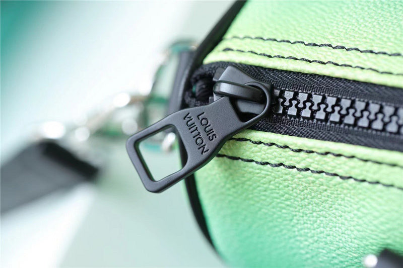 Fan Fashion Lu-Vi bags - 11264