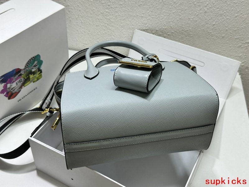 Amelia- Mix Wallets - 391