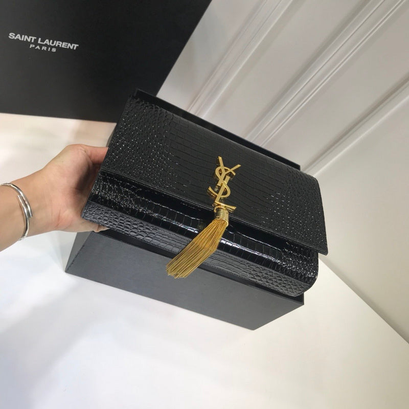 Amelia - YSL Bag - 2208