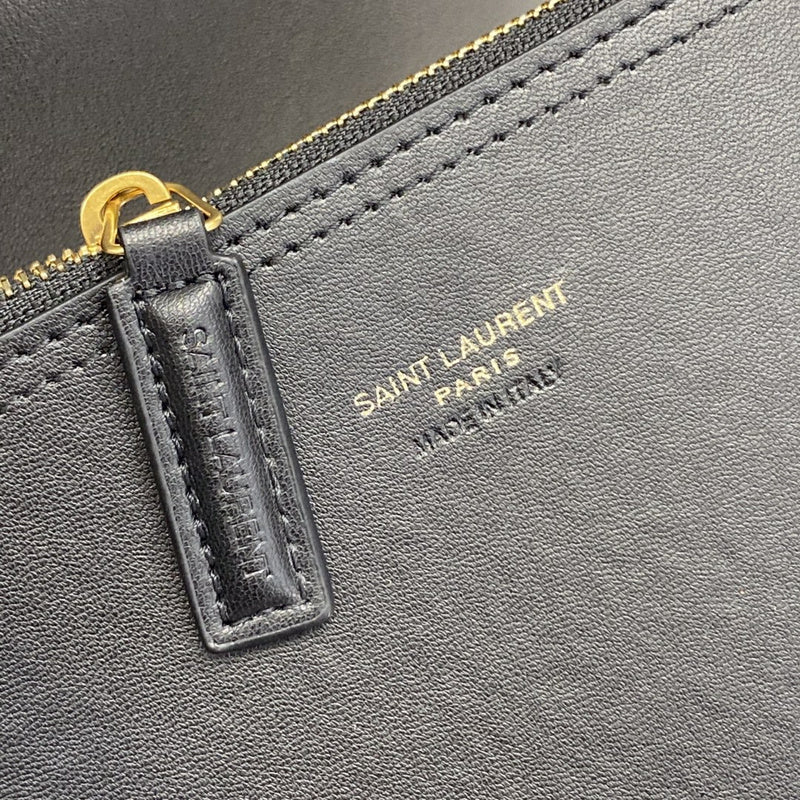 Amelia - YSL Bag - 2147