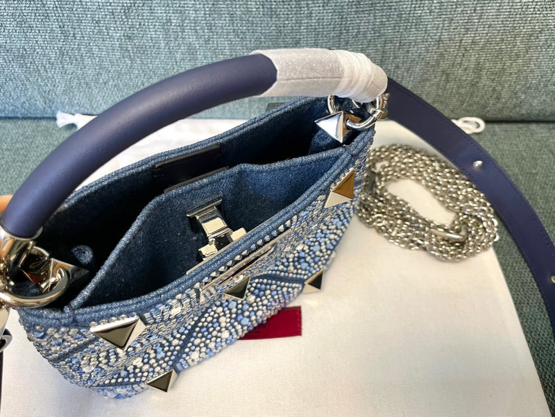 Amelia's Bag Gallery - VEL Bags - 025