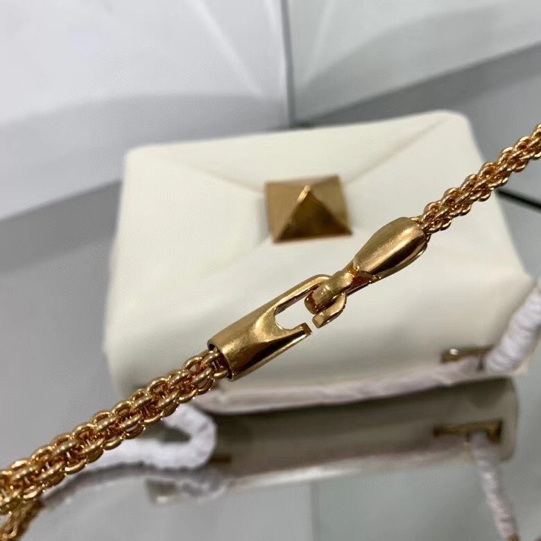 VAL LUXURY BAGS - FOR FASHION LOVERS  AFFORDABLE LUXURY BAGS- 340