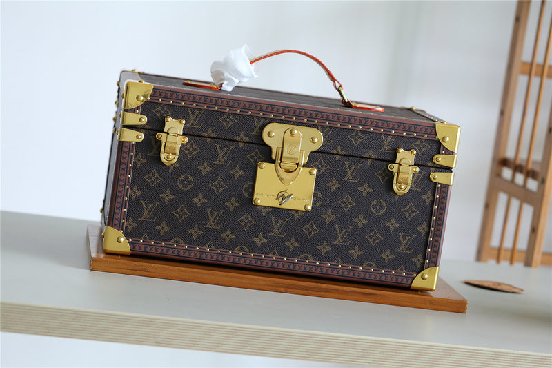 Fan Fashion Lu-Vi bags - 9521