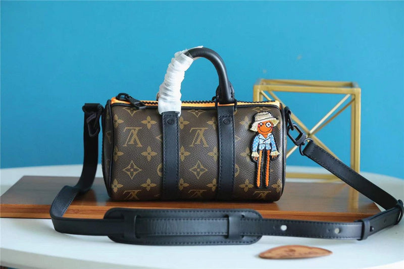 Fan Fashion Lu-Vi bags - 11279