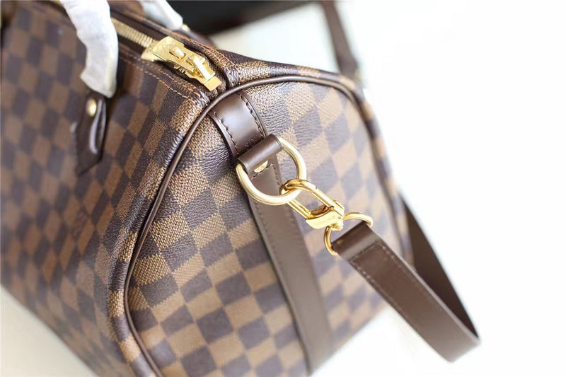 Fan Fashion Lu-Vi bags - 8150