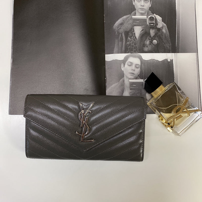 Amelia - YSL Bag - 3825