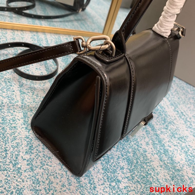Amelia- BG Hourglass Bags - 162
