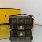Amelia's Bag Gallery - VAR Bags - 184