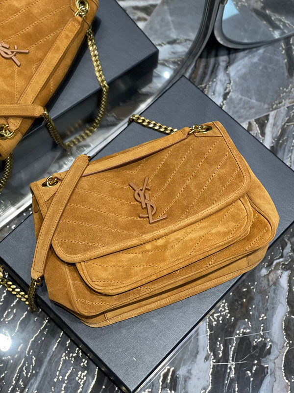 Amelia - YSL Bag - 3684