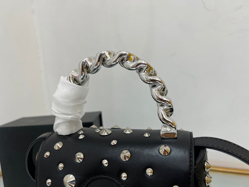 Amelia's Bag Gallery - VAR Bags - 003