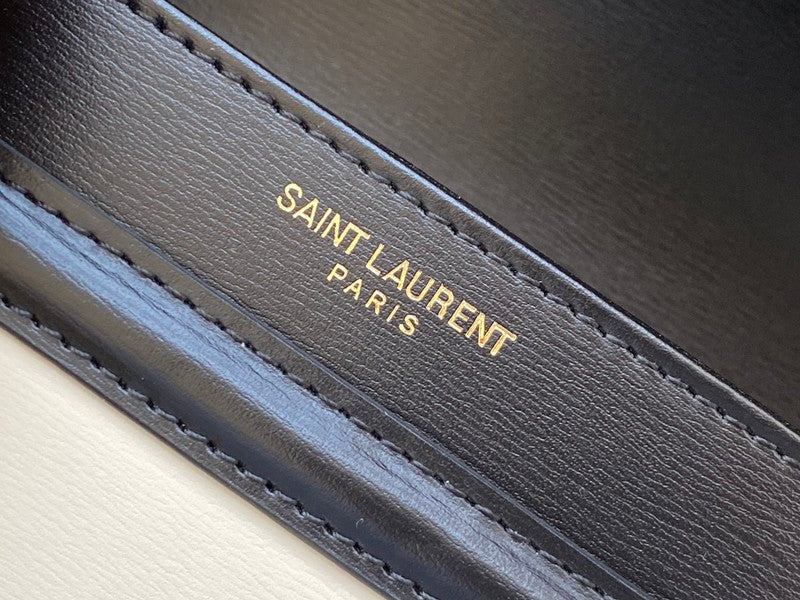 Amelia - YSL Bag - 2453