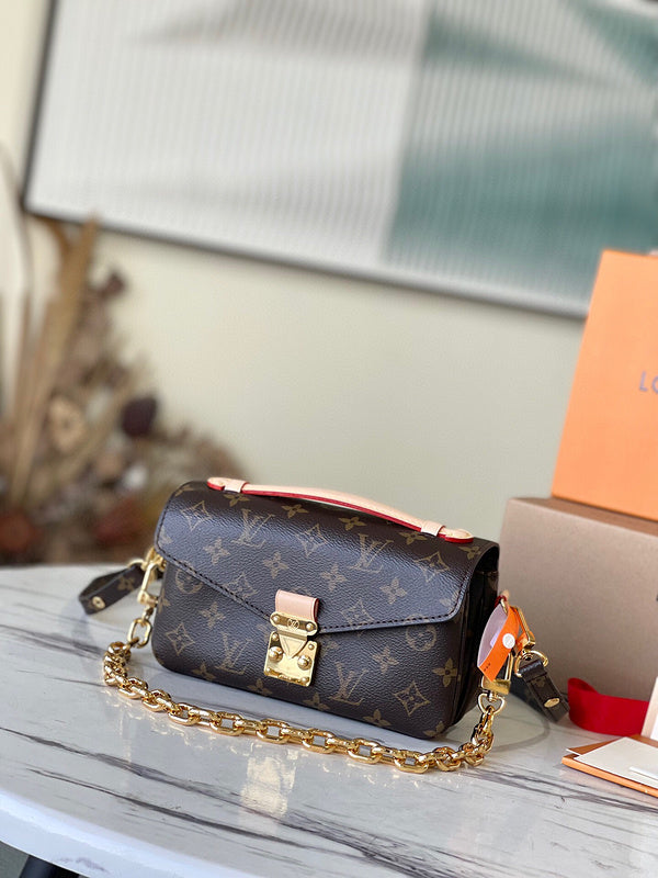 Fashion Lu-Vi bags - 4448