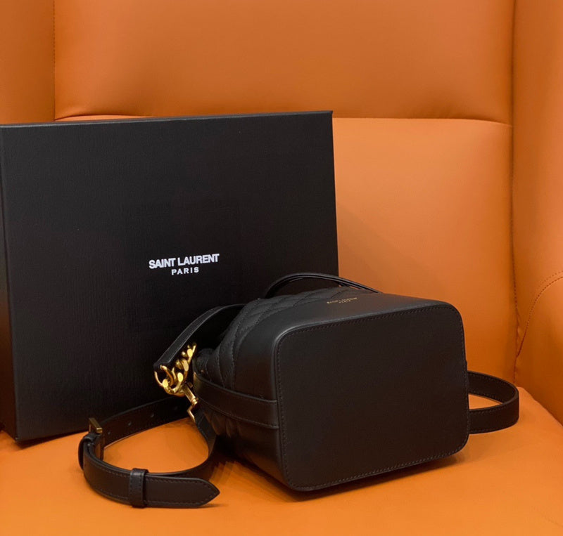 Amelia - YSL Bag - 2055