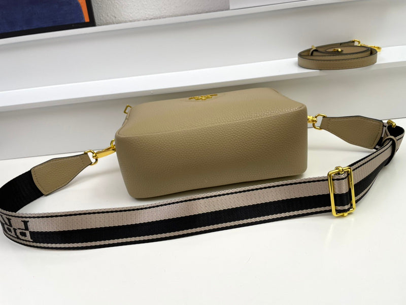 Amelia- PRDA  LUXURY BAGS - 930