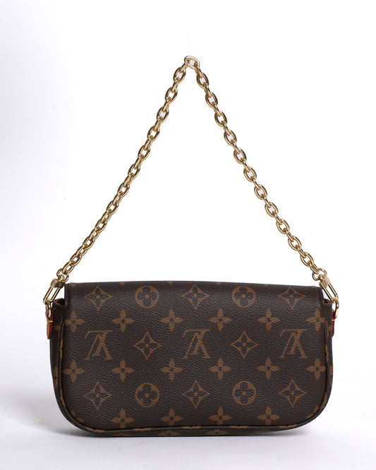 Louis Vuitton Wallet on Chain Ivy