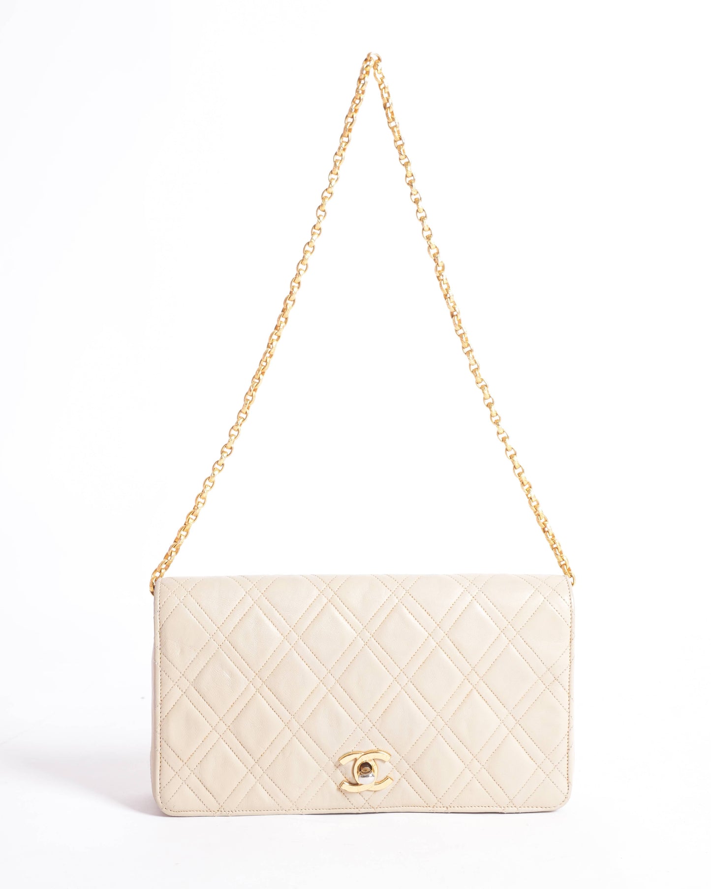 Chanel classic 22 cc logo chain shoulder bag