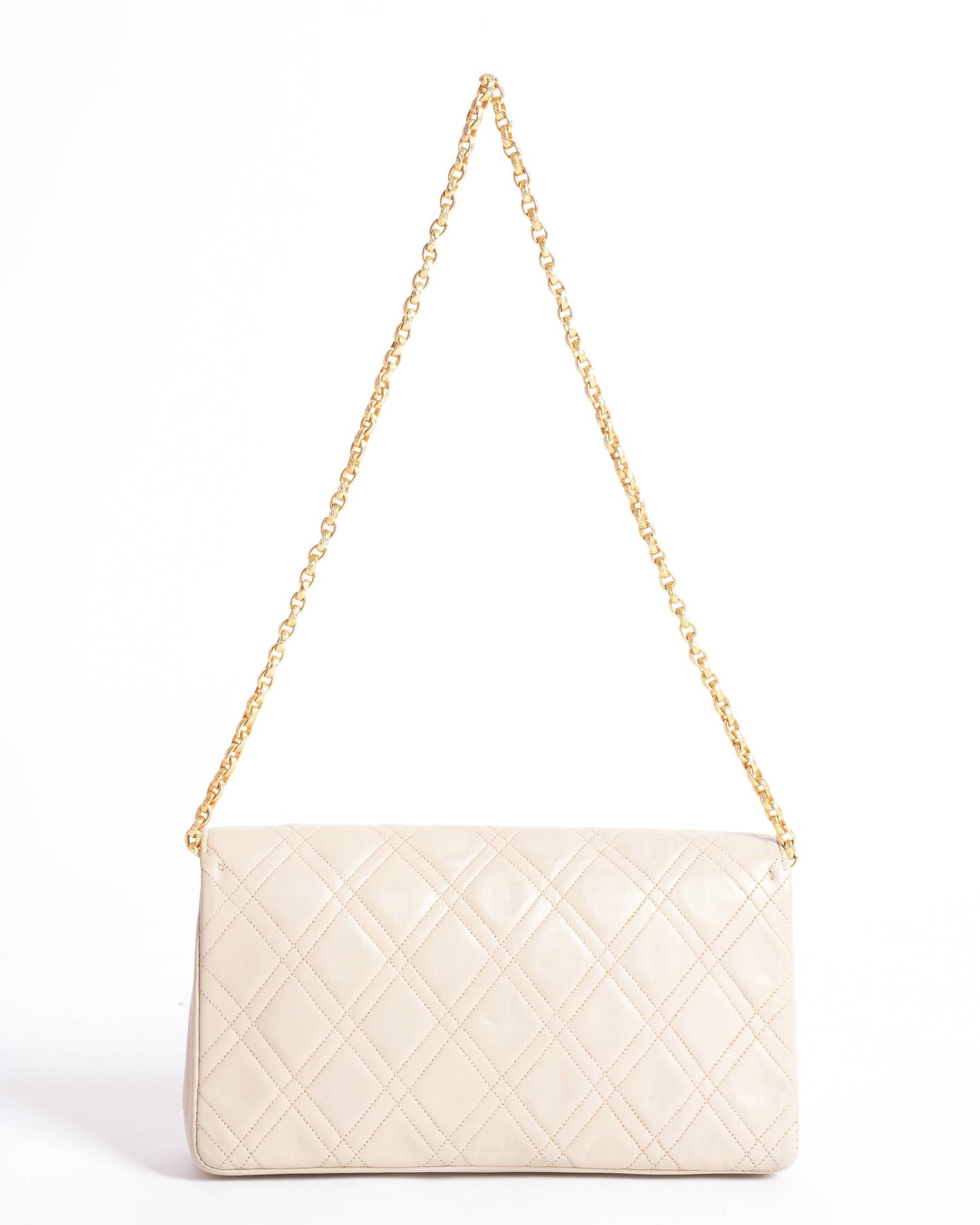 Chanel classic 22 cc logo chain shoulder bag