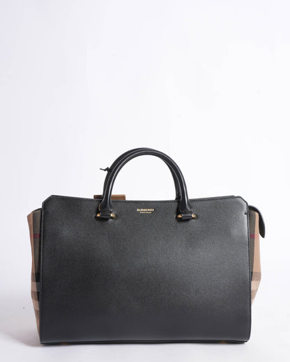 New Burberry  banner medium HandBag