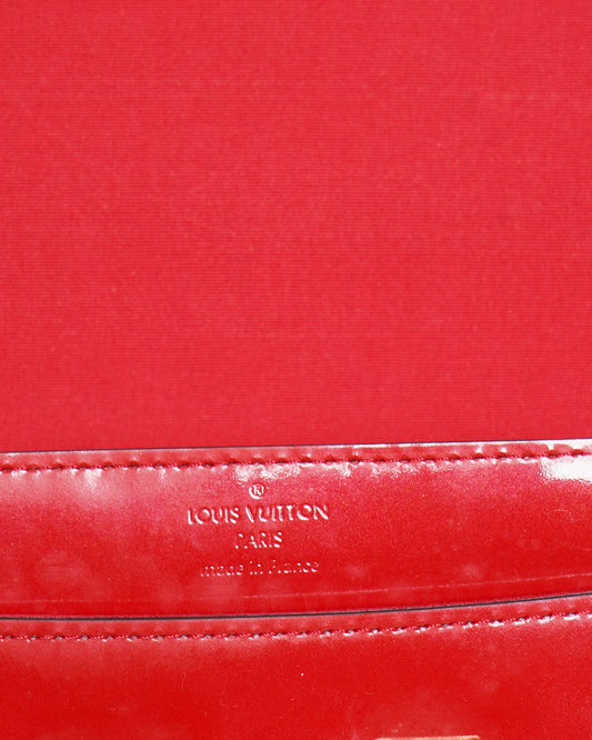 Louis vuitton red louise mm patent leather clutch