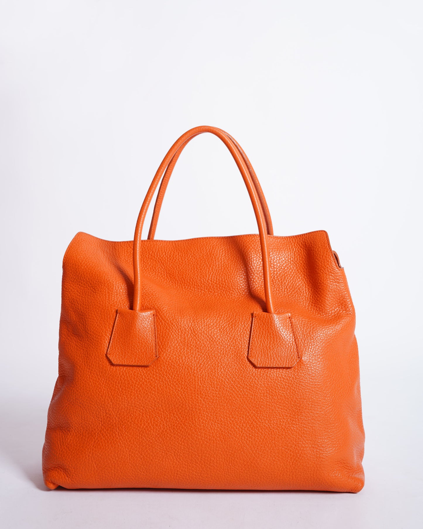 Burberry Baynard Leather Tote In Orange