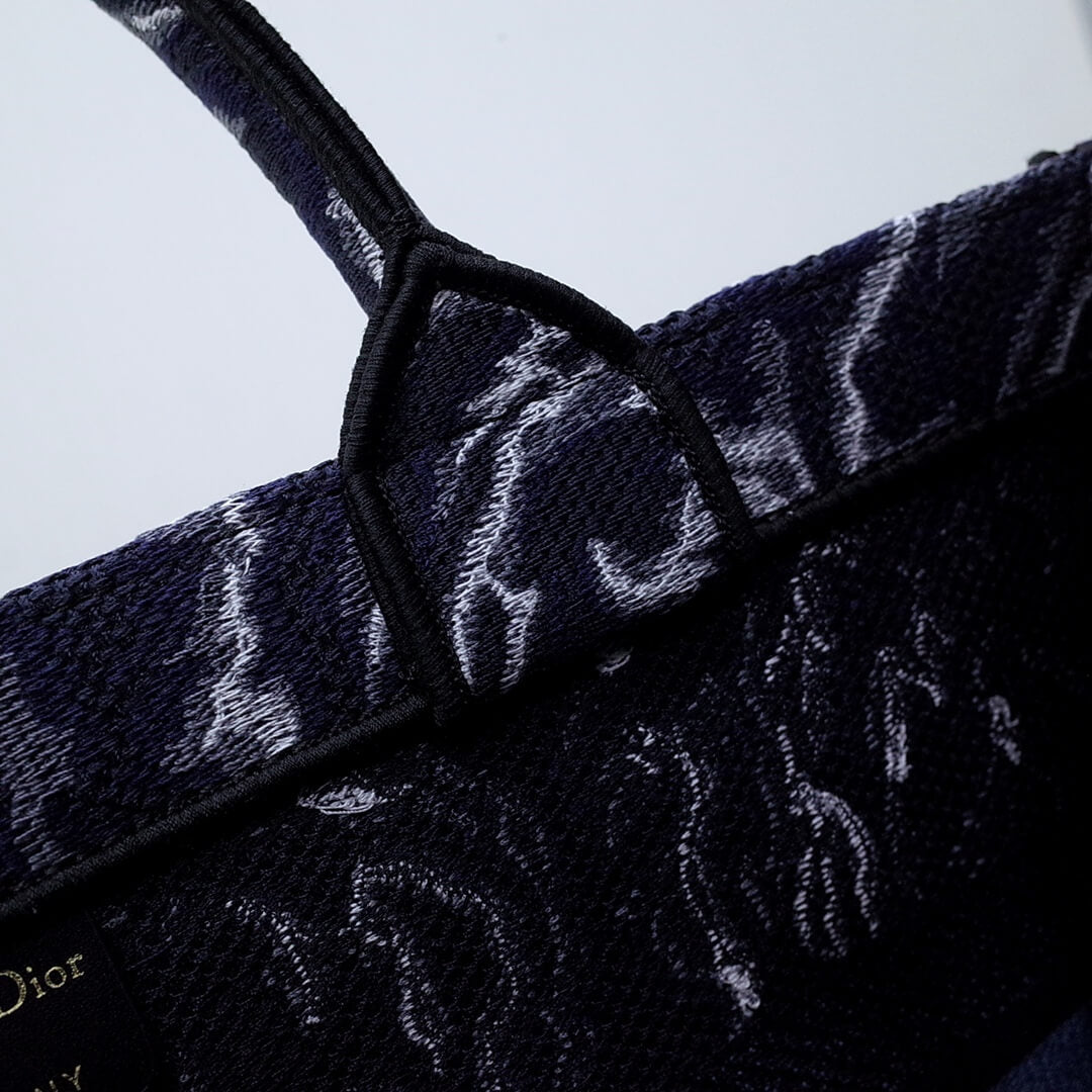 DIR1286 Book Tote size 36.5cm 41.5cm Embroidery LOGO blue Handbag