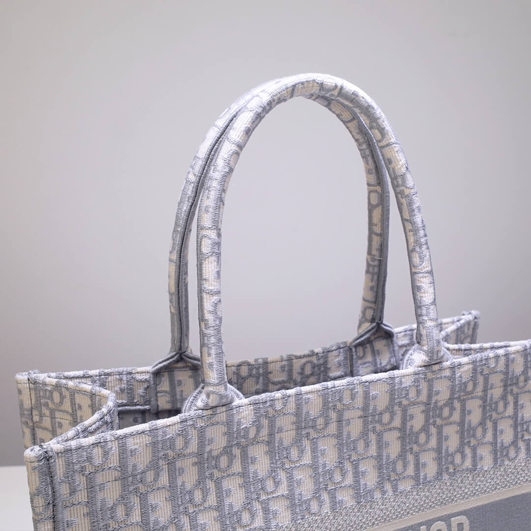 DIR Book Tote black BIG Handbag 1286 Embroidery LOGO beige