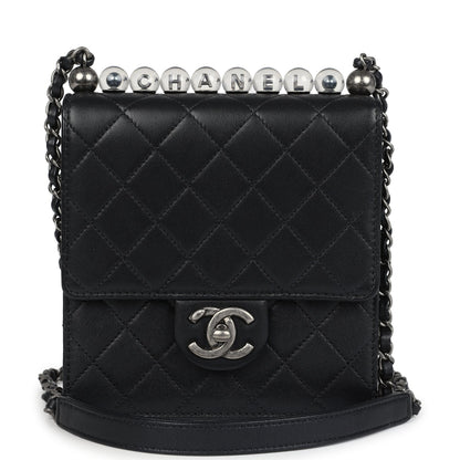 Chanel Chic Pearls Flap Bag Black Calfskin Aged Ruthenium Hardware