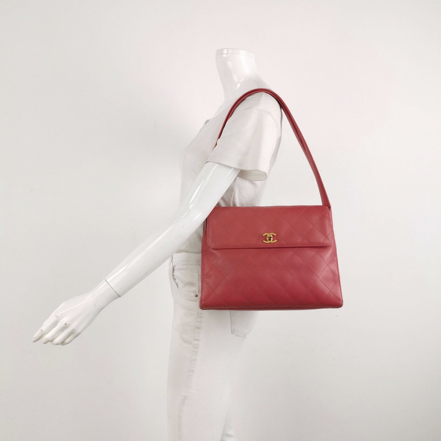 Chanel Kelly   Top Handle Bag Lambskin Leather 24k Gold Hardware