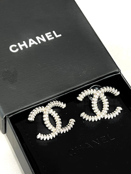 CHANEL CC CRYSTAL STUDDED EARRINGS