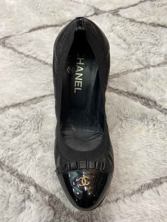 CHANEL CC ESCARPINS STRETCH PUMPS