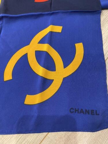 CHANEL CC MULTICOLOR SCARF