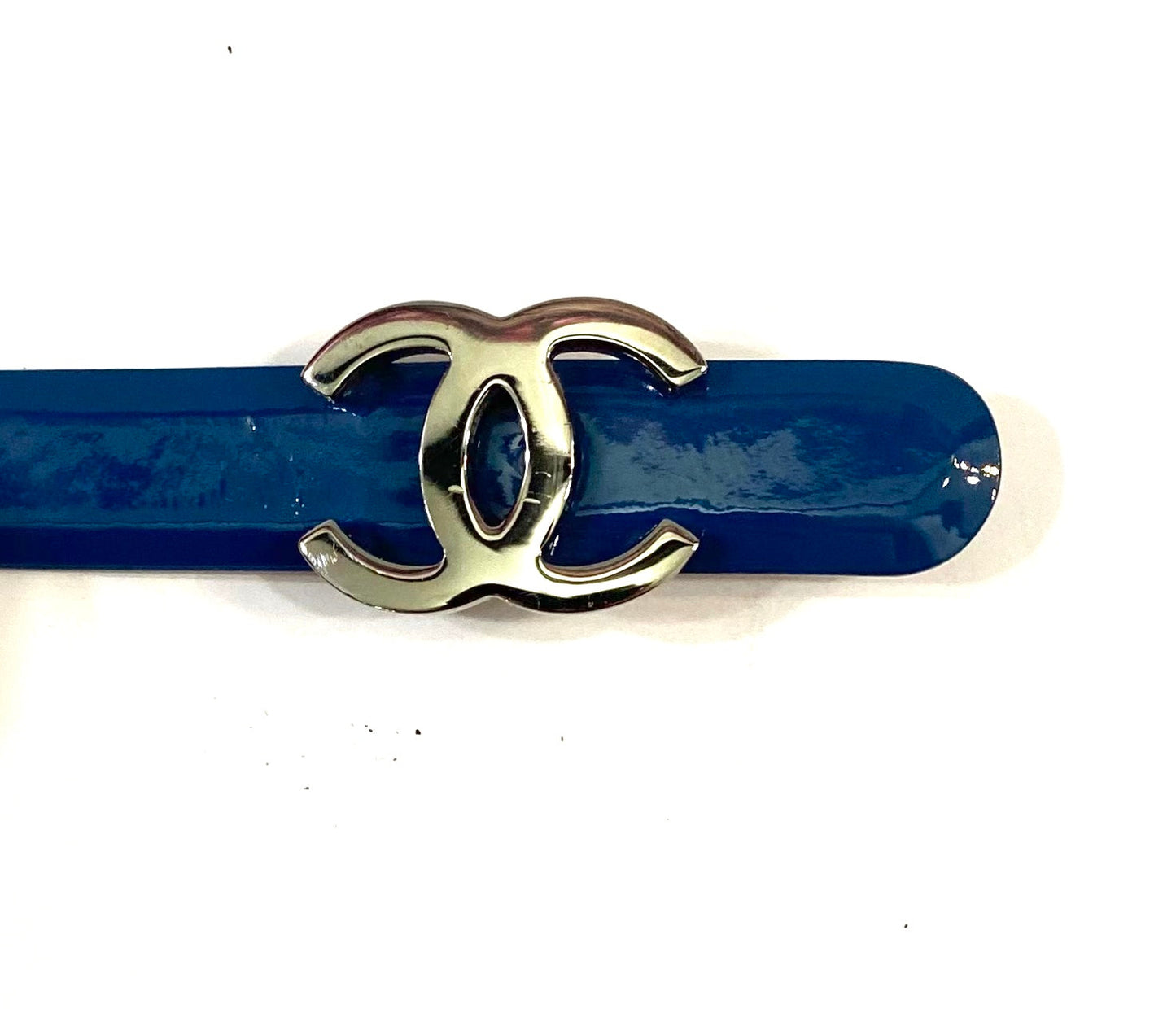 CHANEL CC GLOSSY PATENT LEATHER BELT