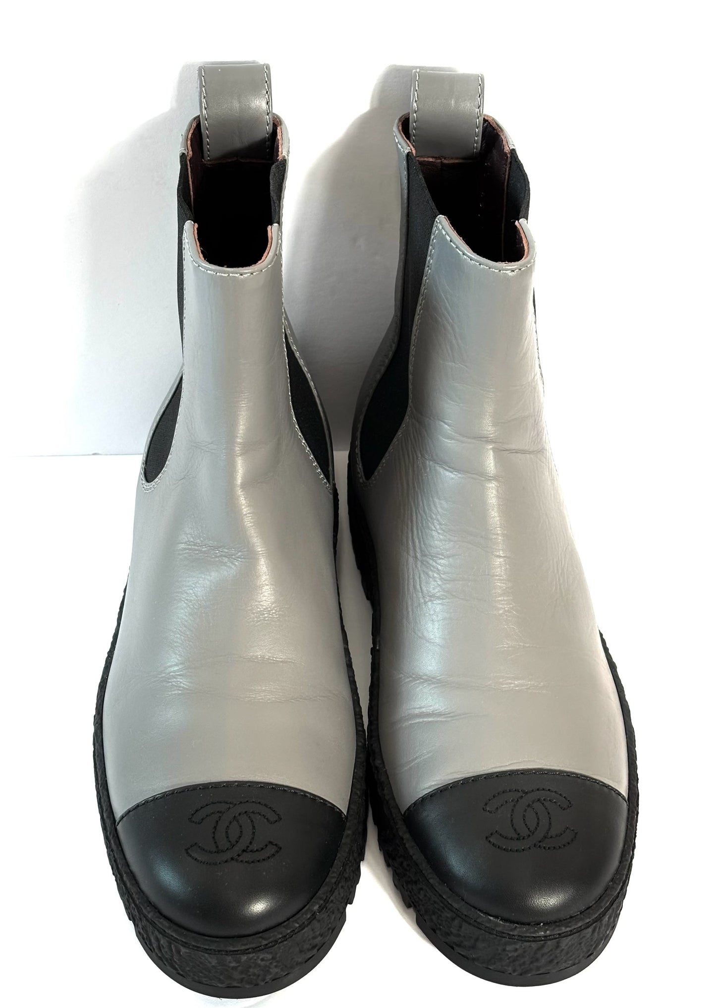 CHANEL CALFSKIN LEATHER CC LOGO CHELSEA BOOTS