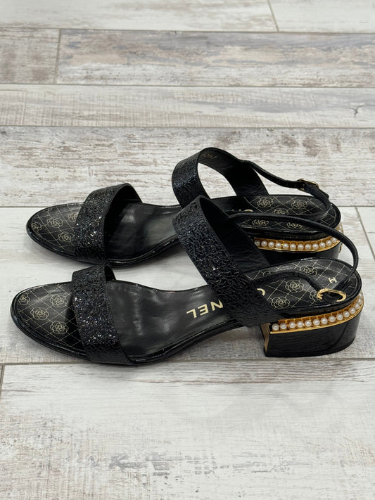 CHANEL CAMELIA INTERLOCKING CC LOGO SLINGBACK SANDALS