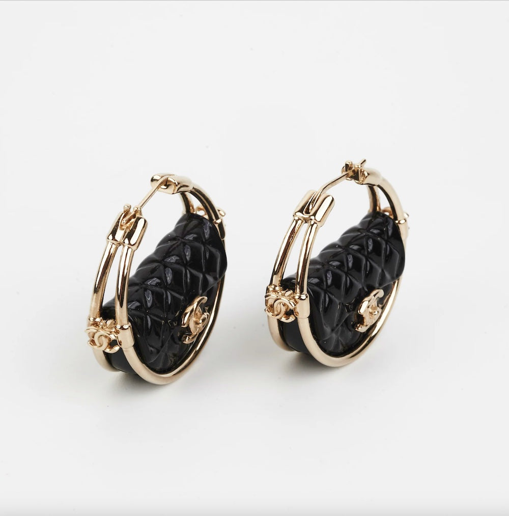 CHANEL CC CRUISE COLLECTION QUILTED FLAP BAG HOOP EARRINGS