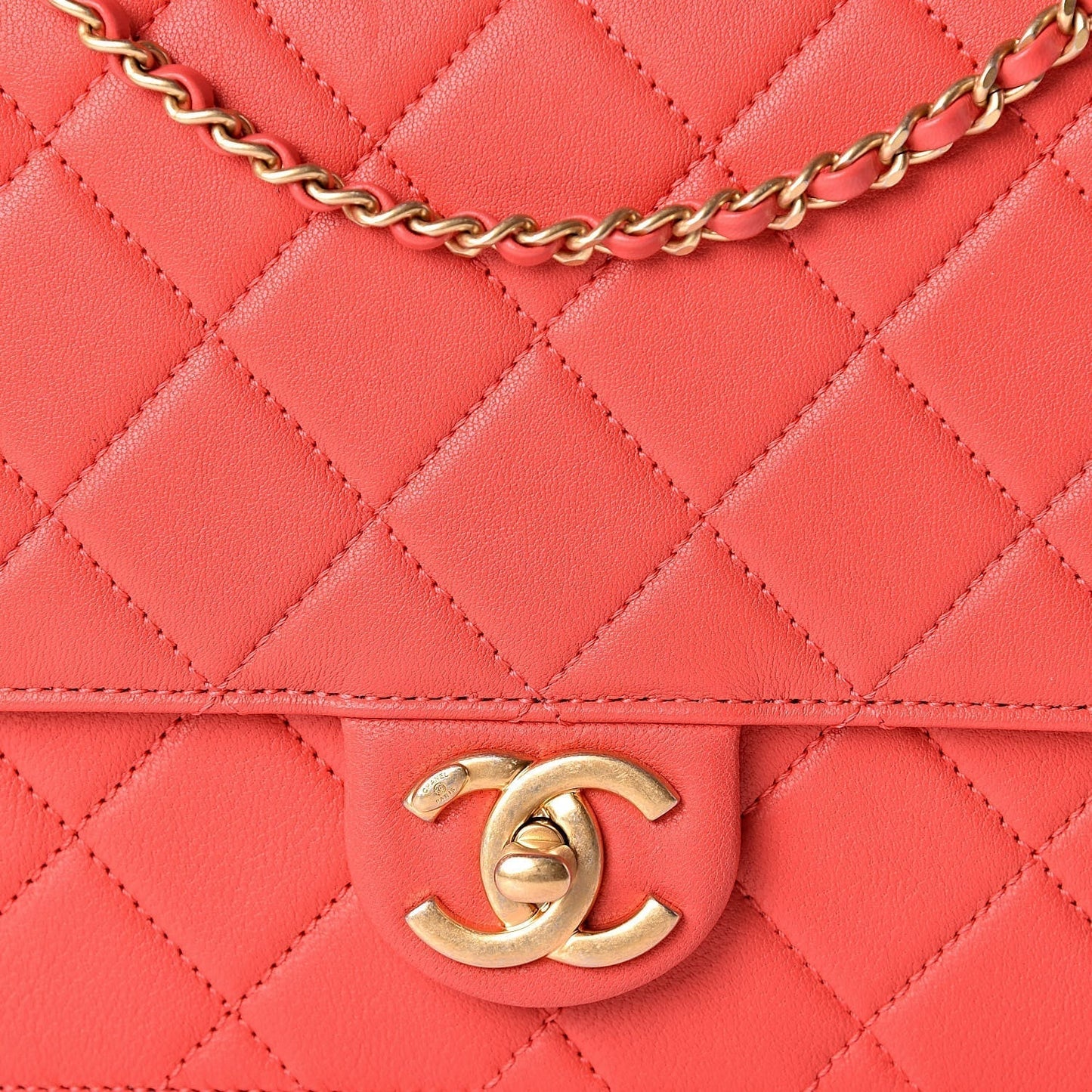CHANEL QUILTED LAMBSKIN PEARL CHAIN MEDIUM FLAP BAG