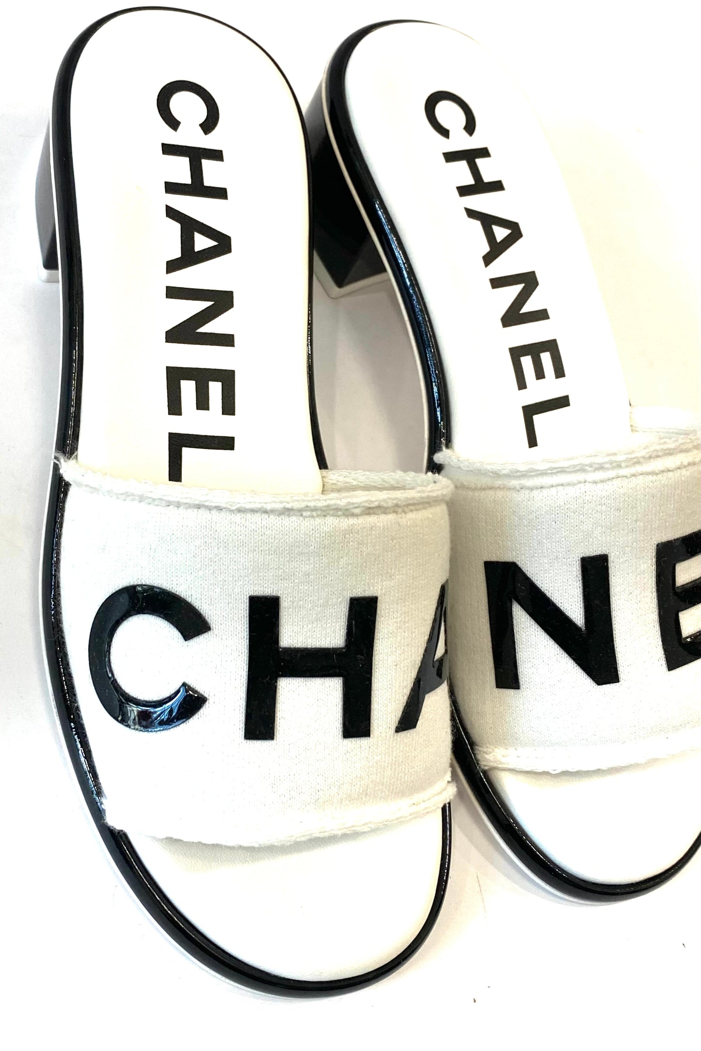 CHANEL RAW EDGE & LEATHER CHA NEL MULES