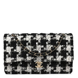CHANEL QUILTED TWEED MEDIUM DOUBLE FLAP BAG