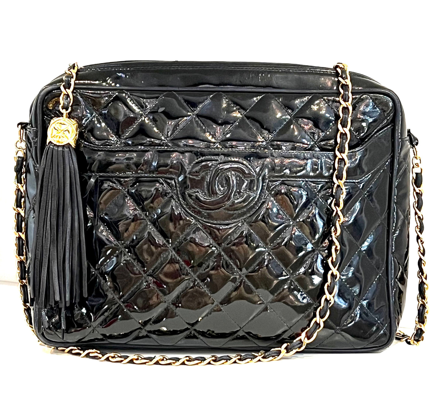 CHL -  VINTAGE QUILTED PATENT CAMERA TASSEL MEDIUM BAG
