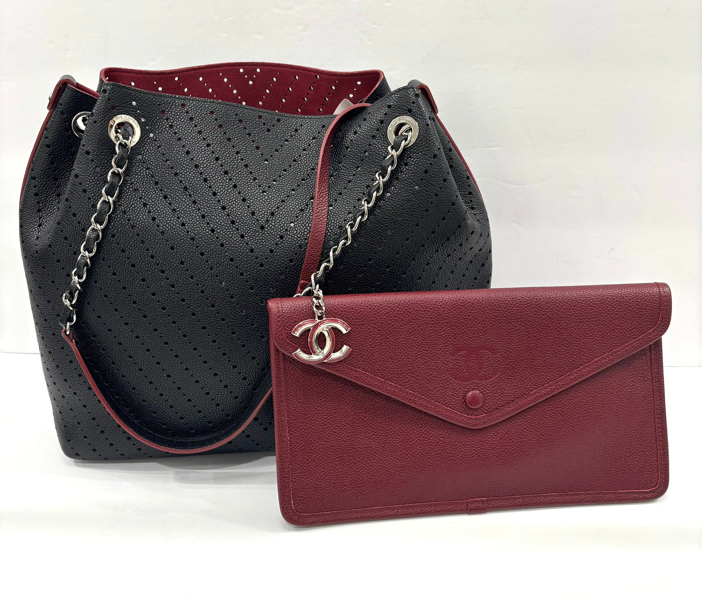 CHANEL PERFORATED GRAINED CALFSKIN LEATHER SHOPPING TOTE BAG