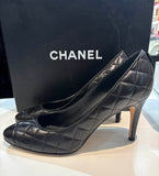 CHANEL CC QUILTED LAMBSKIN LEATHER PUMPS