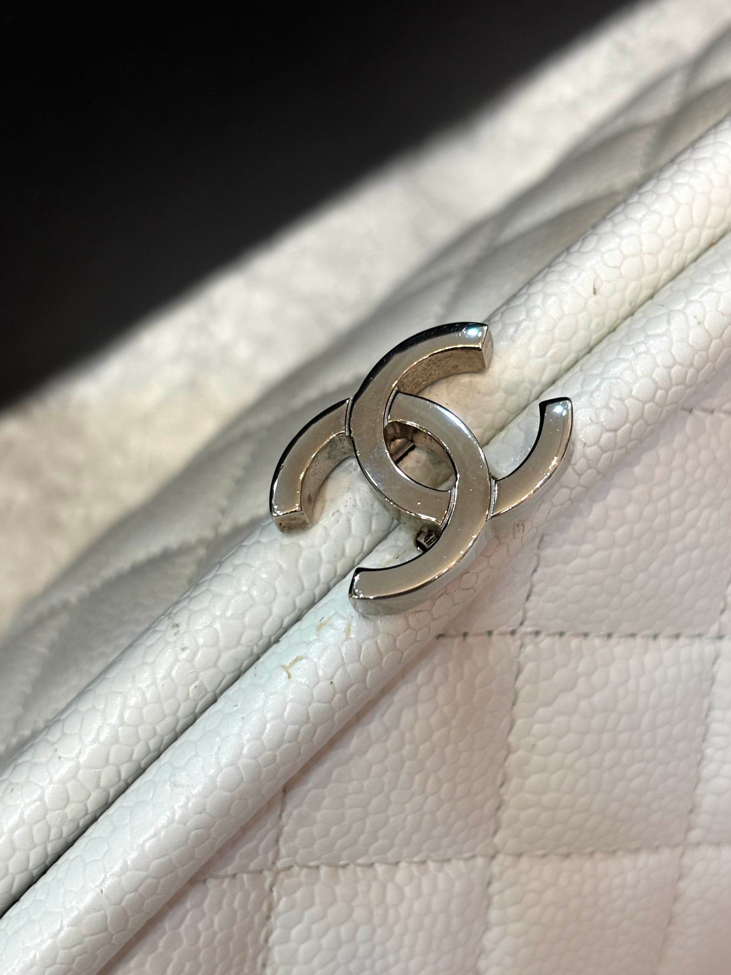 CHANEL CAVIAR QUILTED TIMELESS CLUTCH BAG