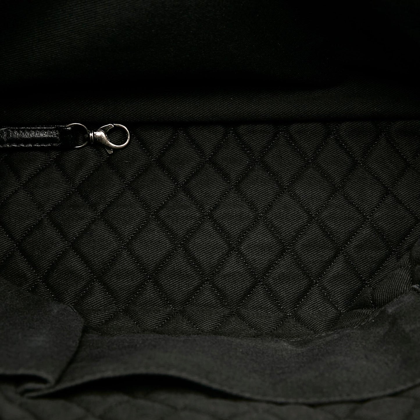 Chanel CC Perforated Tote (SHG-36030)
