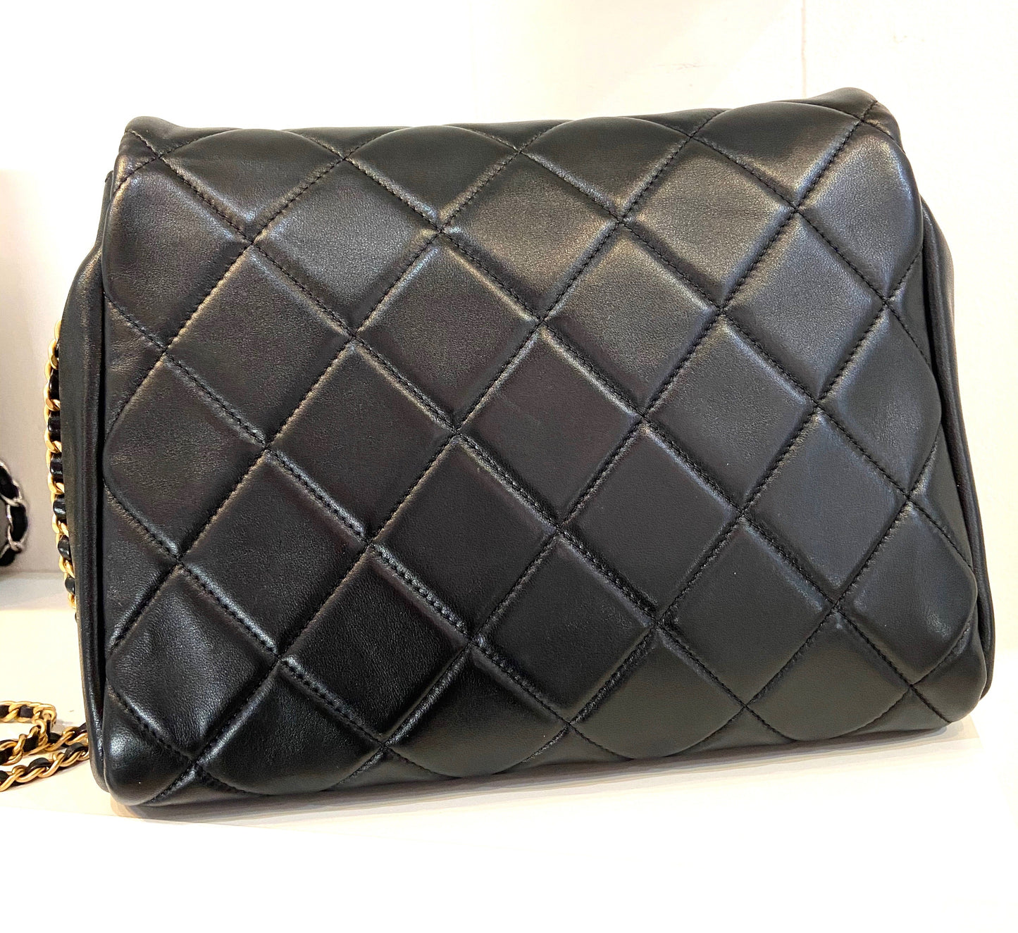 CHL -  QUILTED LAMBSKIN FLAP BAG