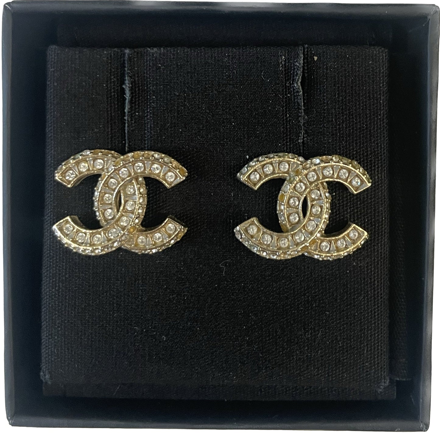 CHANEL CC CRYSTAL GOLD-TONE STUD EARRINGS