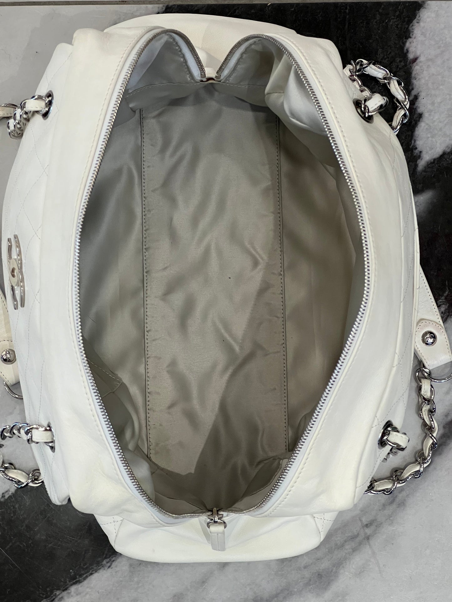 CHL -  LAMBSKIN LARGE BOWLER BAG