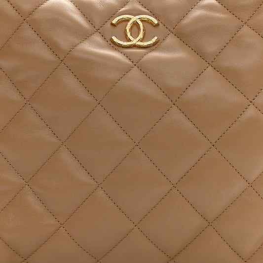 CHANEL CC QUILTED LAMBSKIN HOBO BAG